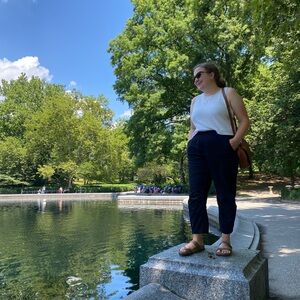 Meet your Posher, Jasmine